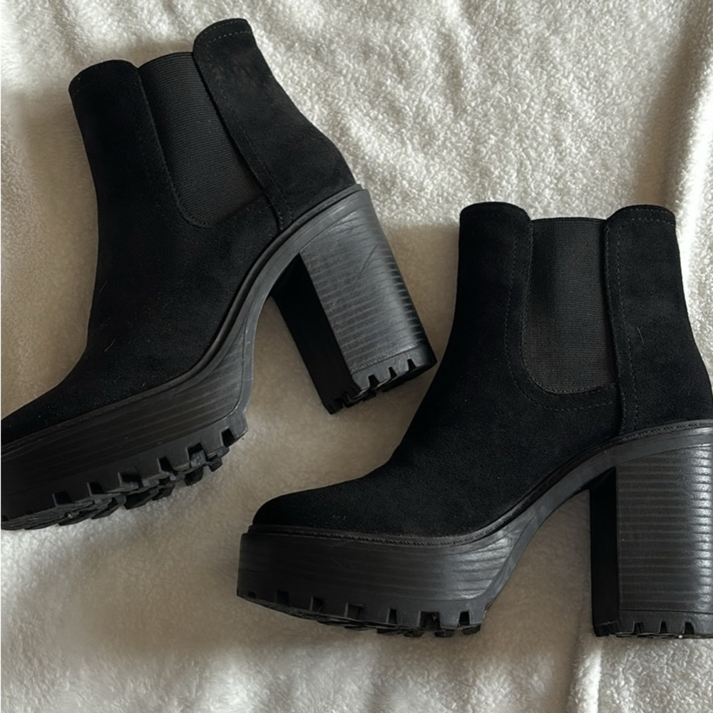 Black suede boots